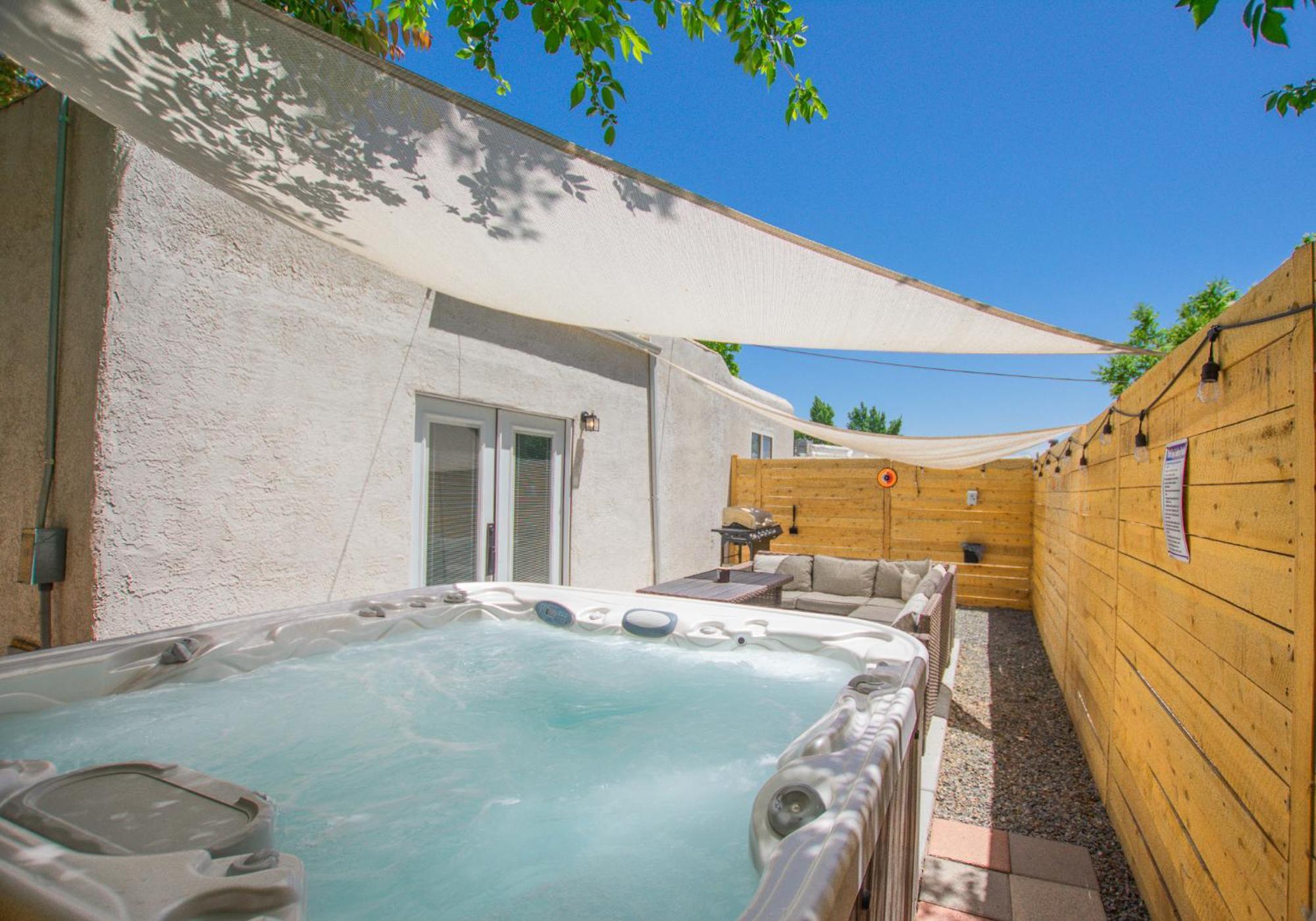 Cowboy Den-Hot Tub-Game Room-Pet Friendly-No Pet Fees! Albuquerque Bagian luar foto