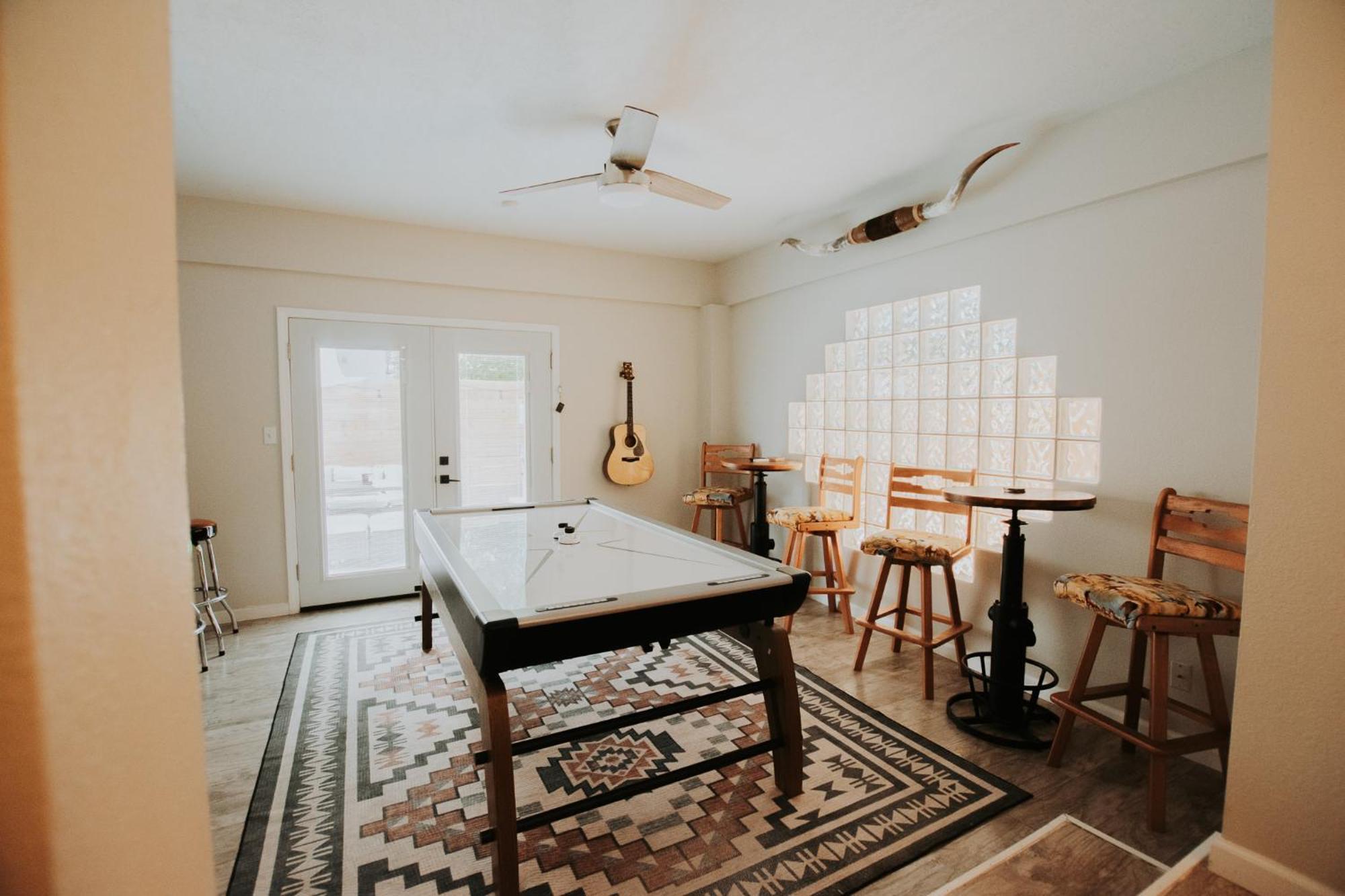 Cowboy Den-Hot Tub-Game Room-Pet Friendly-No Pet Fees! Albuquerque Bagian luar foto