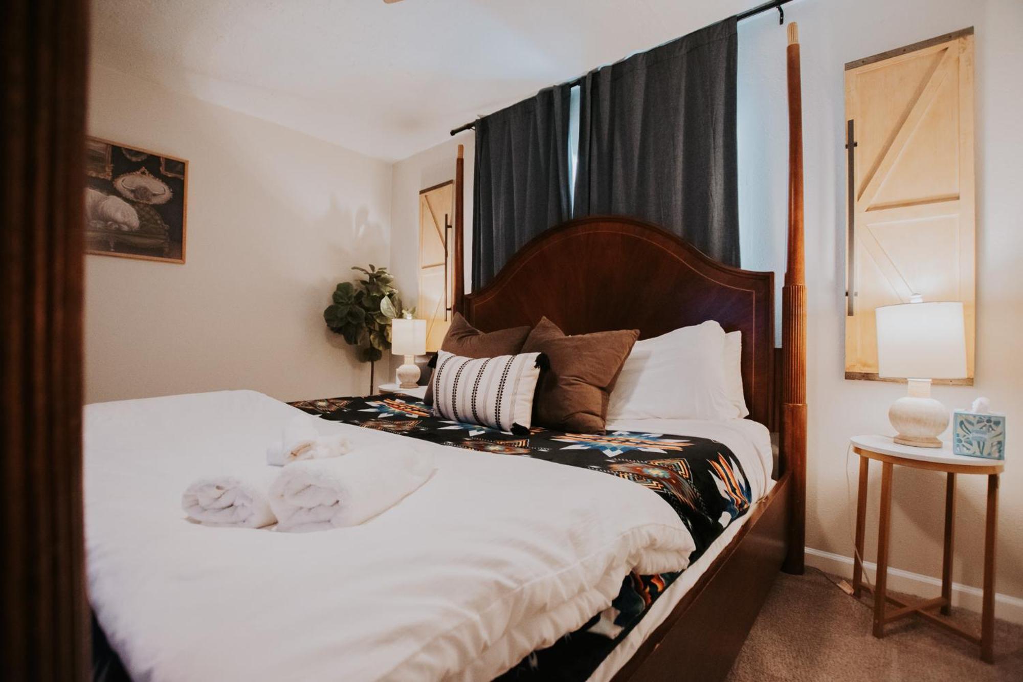 Cowboy Den-Hot Tub-Game Room-Pet Friendly-No Pet Fees! Albuquerque Bagian luar foto