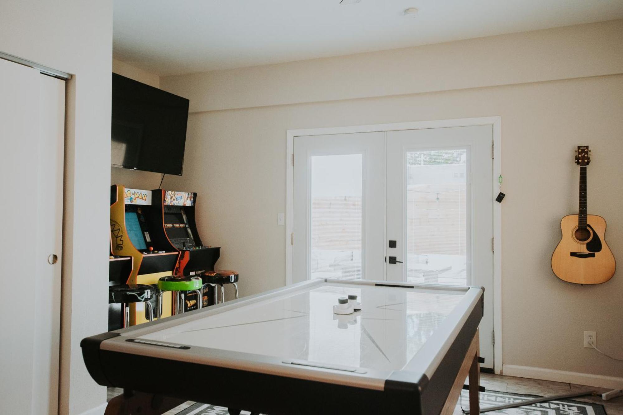 Cowboy Den-Hot Tub-Game Room-Pet Friendly-No Pet Fees! Albuquerque Bagian luar foto