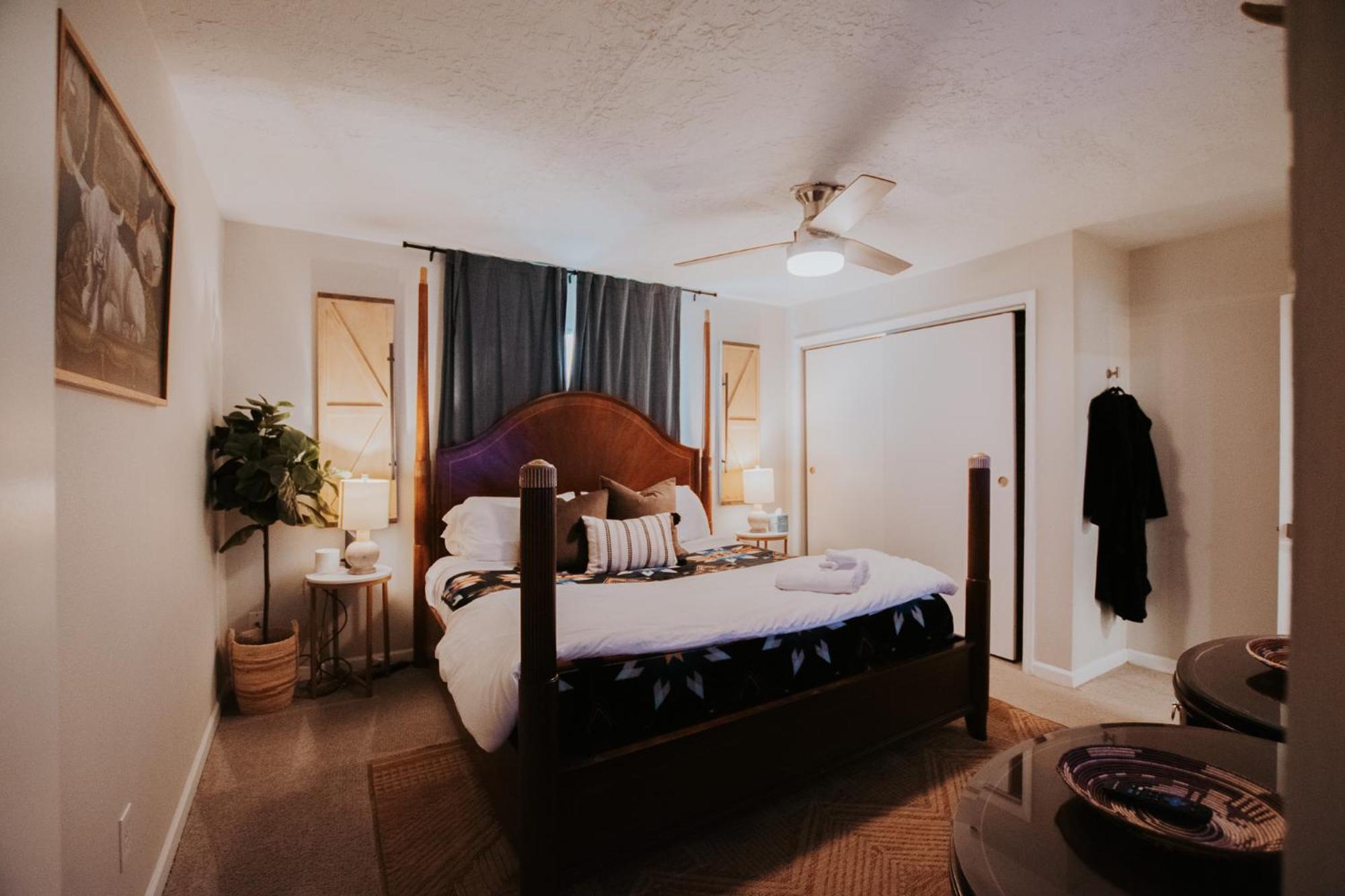 Cowboy Den-Hot Tub-Game Room-Pet Friendly-No Pet Fees! Albuquerque Bagian luar foto