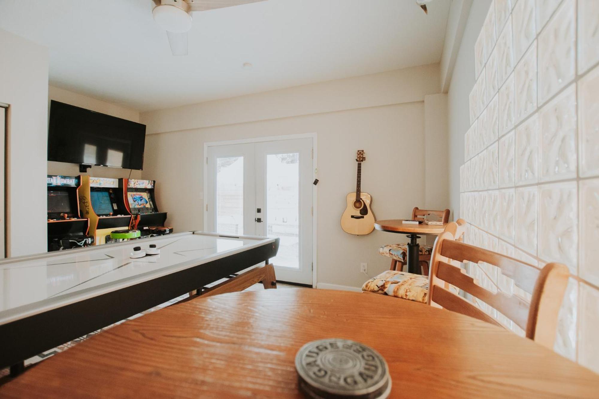 Cowboy Den-Hot Tub-Game Room-Pet Friendly-No Pet Fees! Albuquerque Bagian luar foto