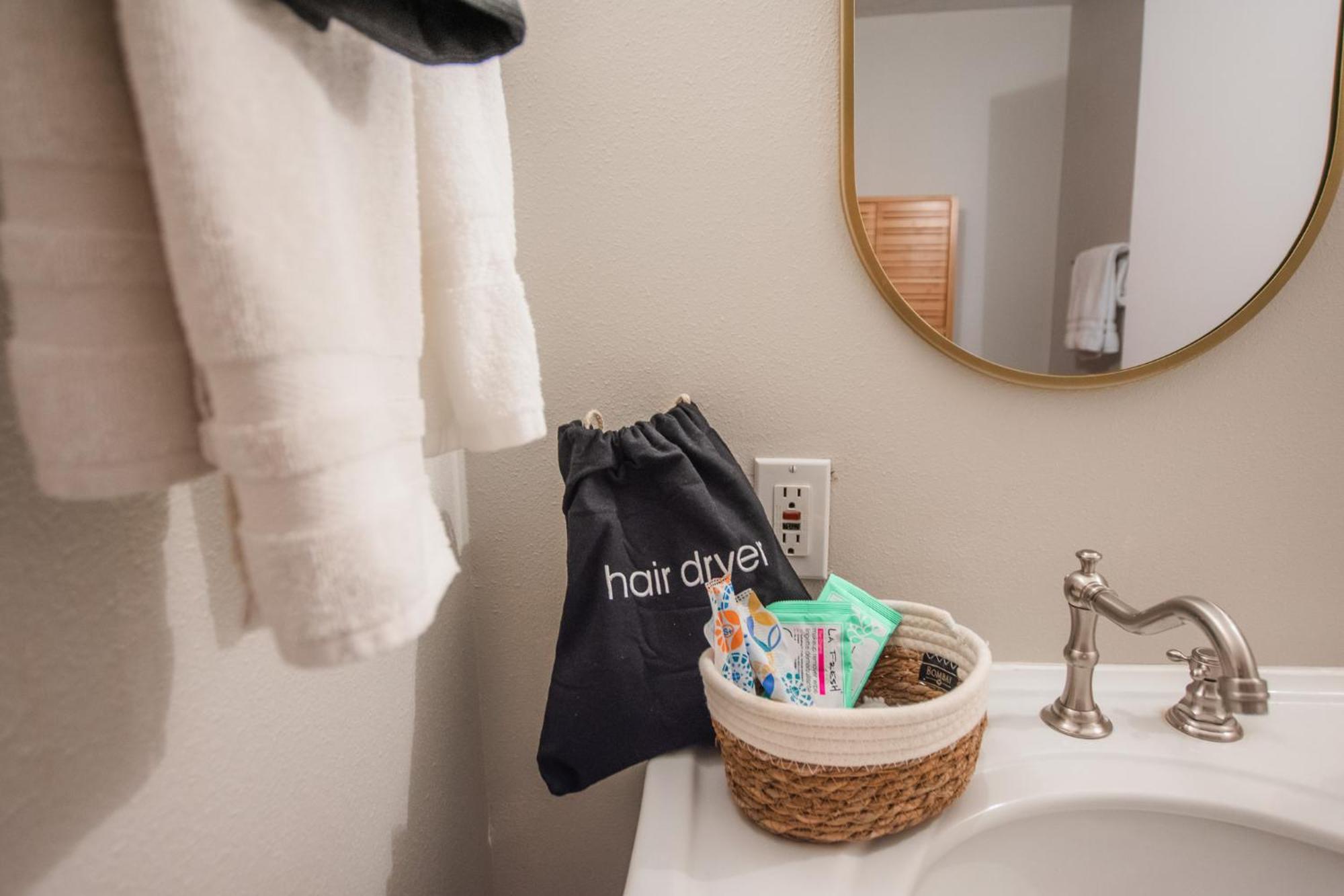 Cowboy Den-Hot Tub-Game Room-Pet Friendly-No Pet Fees! Albuquerque Bagian luar foto